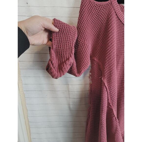 FREE PEOPLE MOONSHINE WAFFLE KNIT COLD SHOULDER SWEATER IN MAUVE, SZ SMALL - Picture 11 of 14